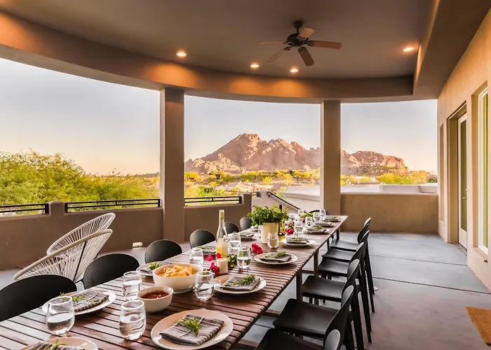 Julep By Avantstay Stylish 9 Bedroom Estate W Mid-Century Modern Decor